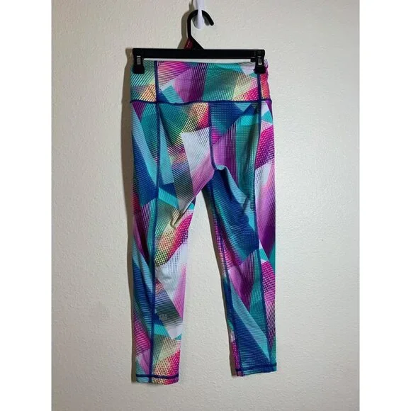 Victoria's Secret Sport Knockout Capri Leggings Women's Size XS Geometric Yoga - Picture 2 of 7